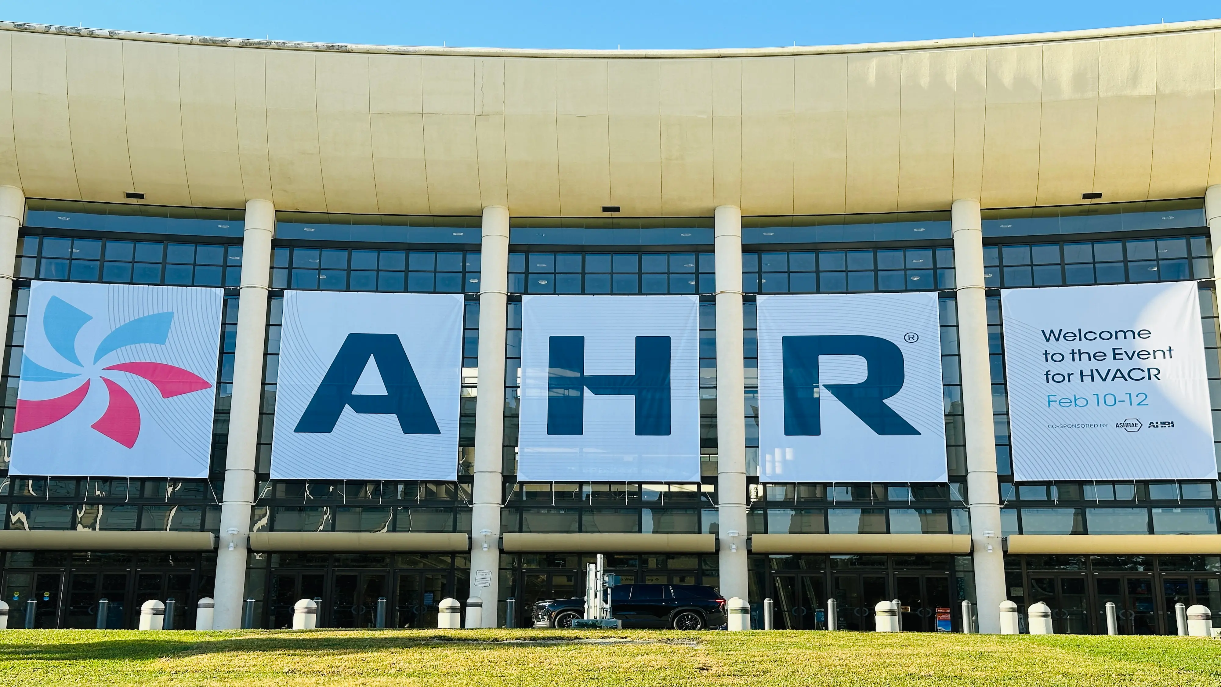 Highlights Review: Midea Building Technologies' Remarkable Journey at AHR Expo 2025